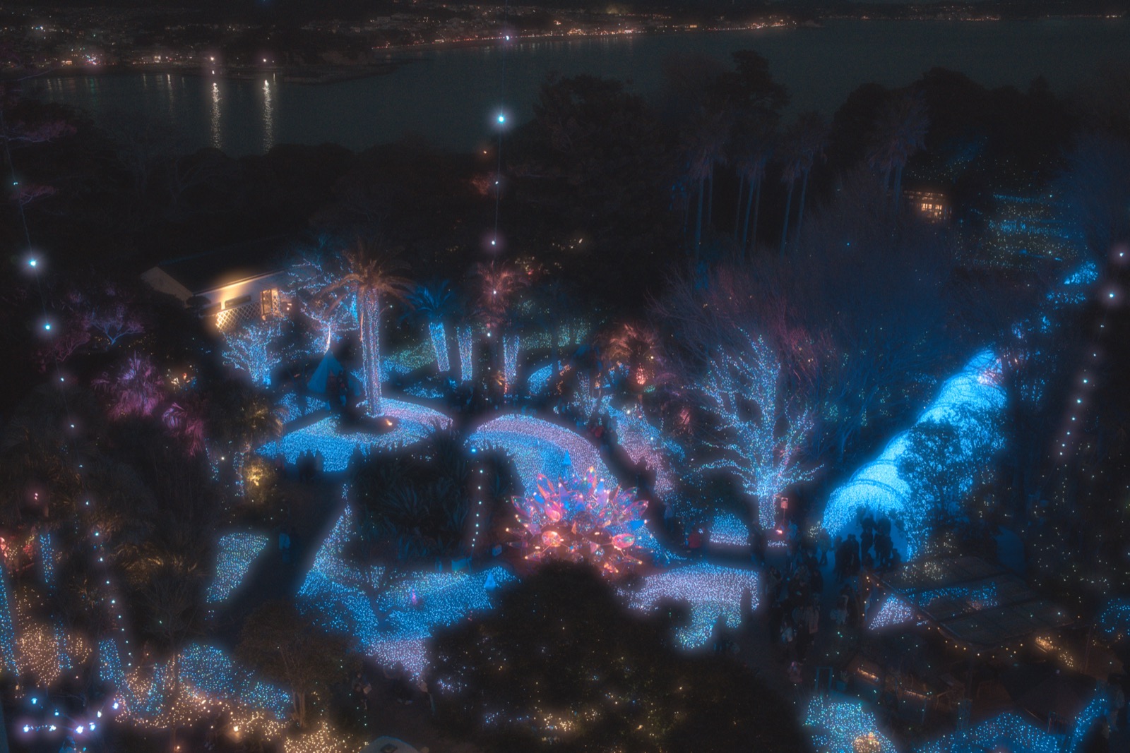 Synthesis — every population of light granted its own hue